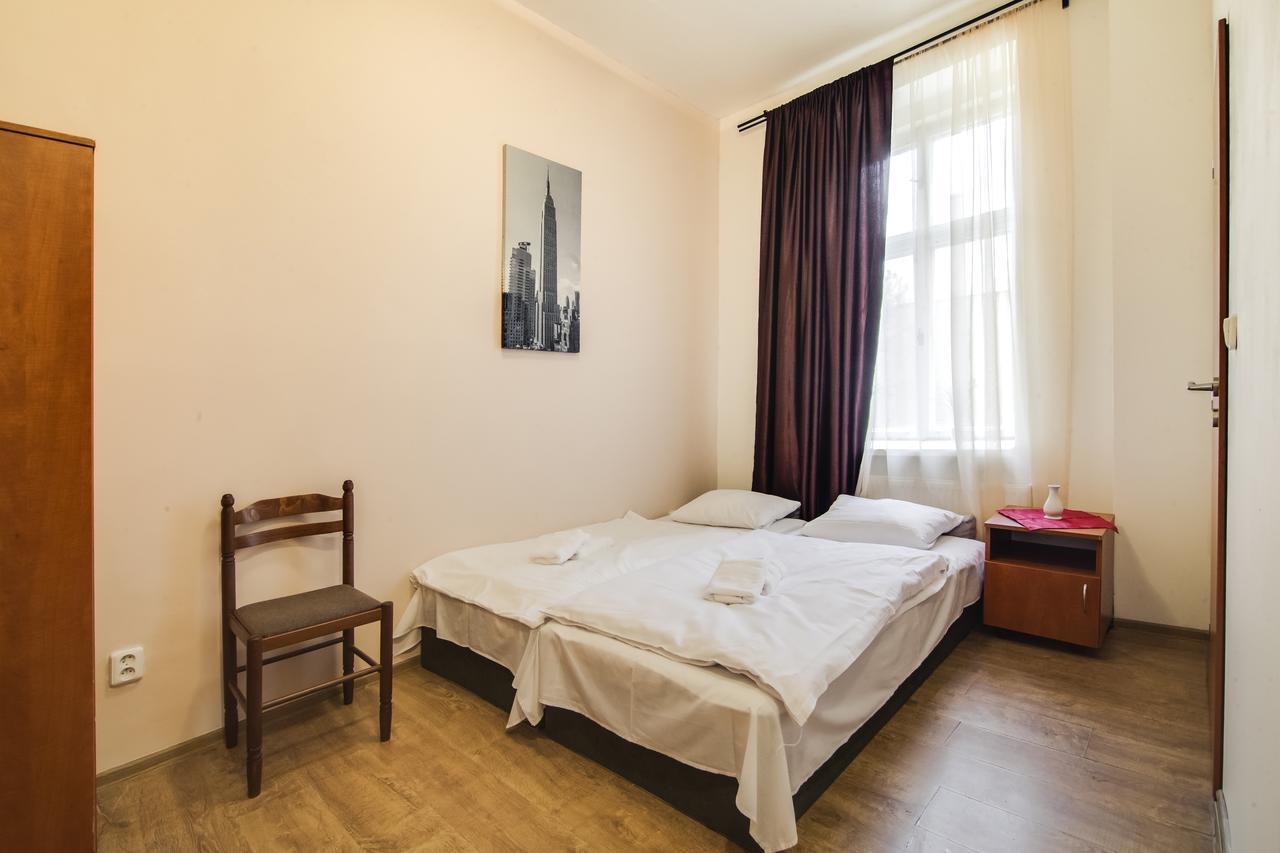 Aparthotel Zarra براغ المظهر الخارجي الصورة